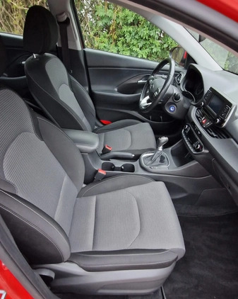 Hyundai I30 cena 39900 przebieg: 182712, rok produkcji 2017 z Pruszków małe 301